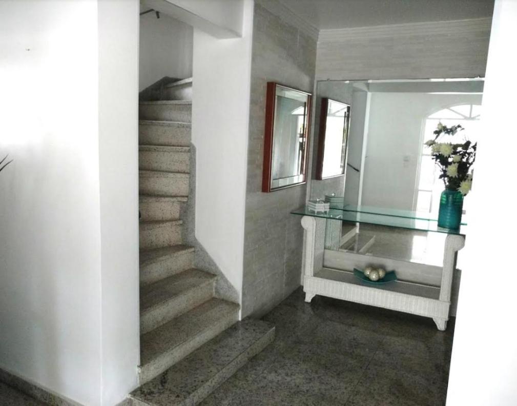 Apartamento Otima Localizacao Гуаружа Екстериор снимка